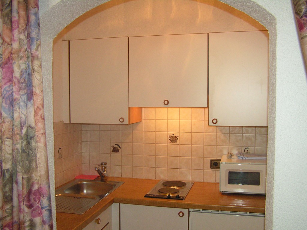 Küche in unserem Appartement für 2 - 4 Personen im Gästehaus Alpenruh